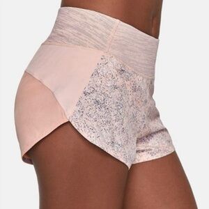 Outdoor Voices Tri-Tone Hudson Short in Pebbled Rose